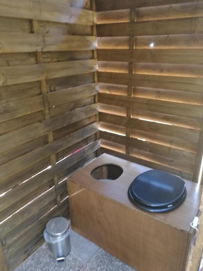 Tente Insolite 1 A 5 Personnes Plouray Exterior photo